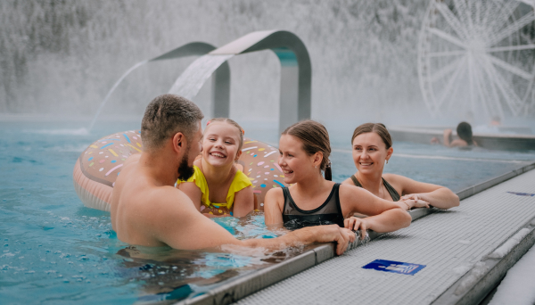 Родина та друзі<br>4 години