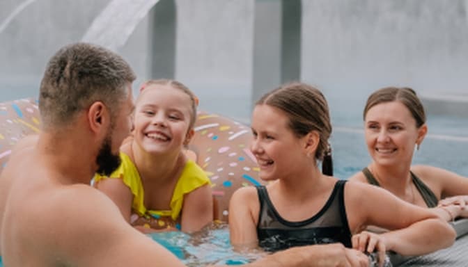 "Родина та друзі"